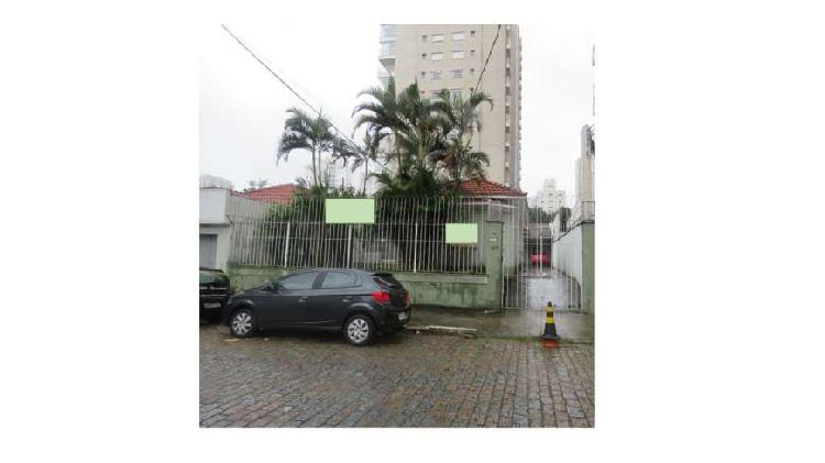 Imóvel Comercial com 2 Quartos para Alugar, 242 m² por R$