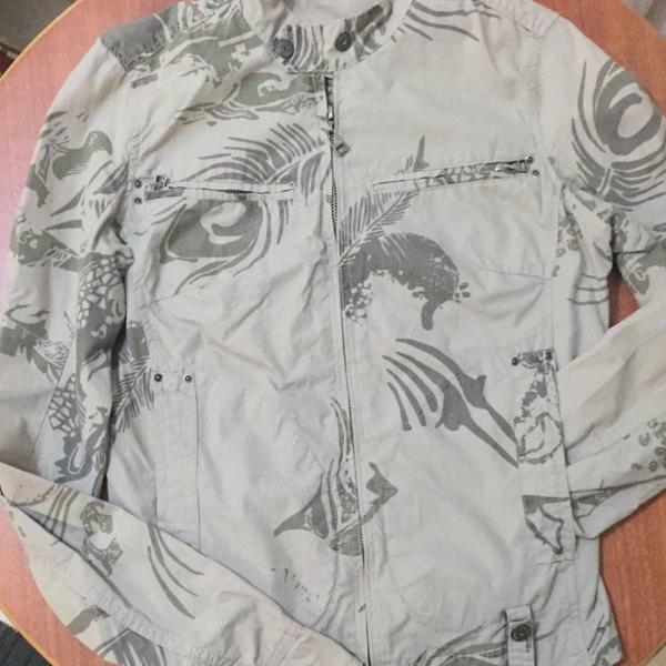 Jaqueta estampada colcci