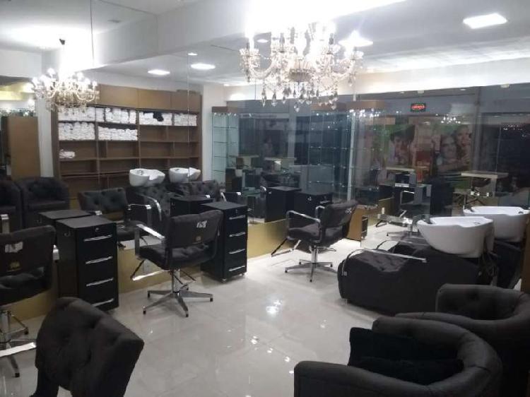 Loja Comercial para Alugar, 100 m² por R$ 8.000/Mês COD.