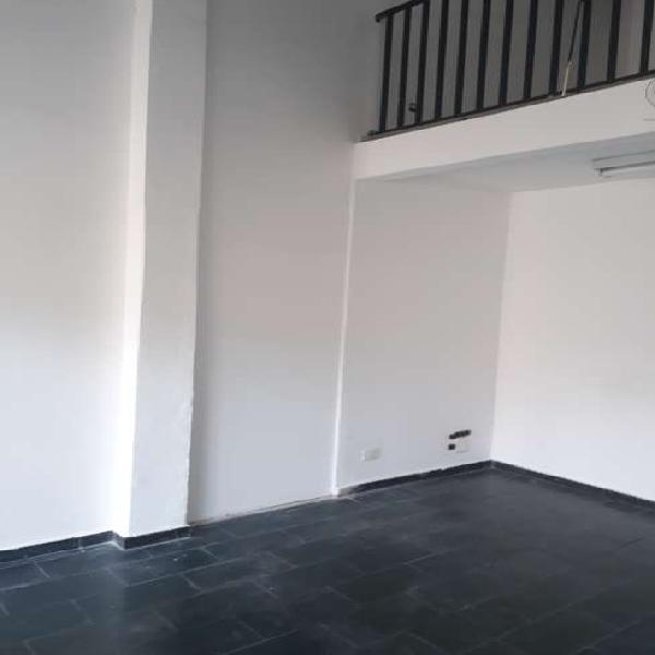 Loja Comercial para Alugar, 45 m² por R$ 650/Mês COD.