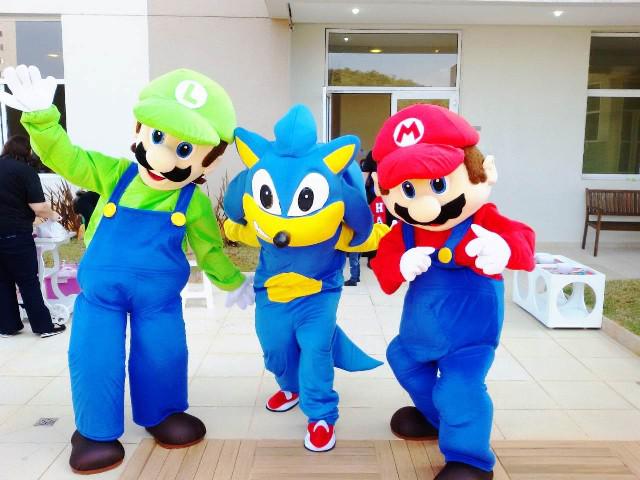 Mario sonic cover personagens vivos festa infantil