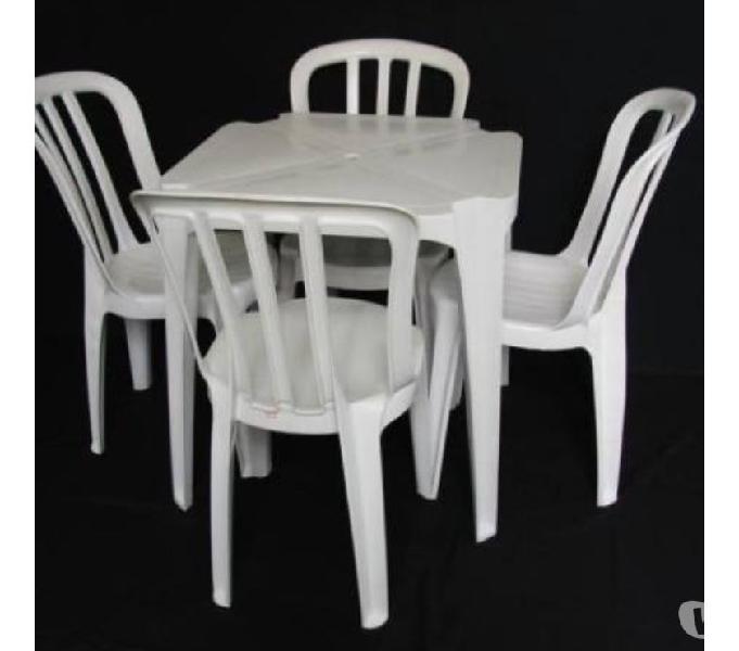 Mesas e Cadeiras Bistrô certificadas para até 182kg