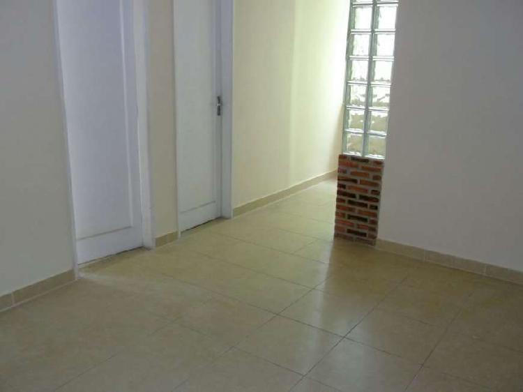 Prédio Residencial com 2 Quartos à Venda, 65 m² por R$