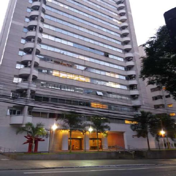 Sala Comercial à Venda, 28 m² por R$ 400.000 COD. 211