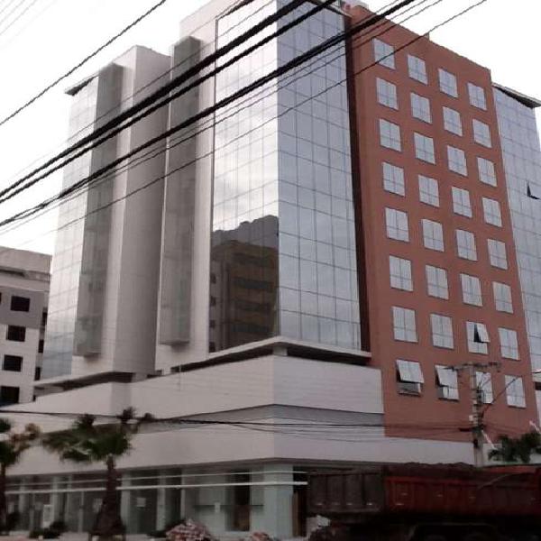 Sala Comercial à Venda, 38 m² por R$ 320.000 COD. 1M96JTF