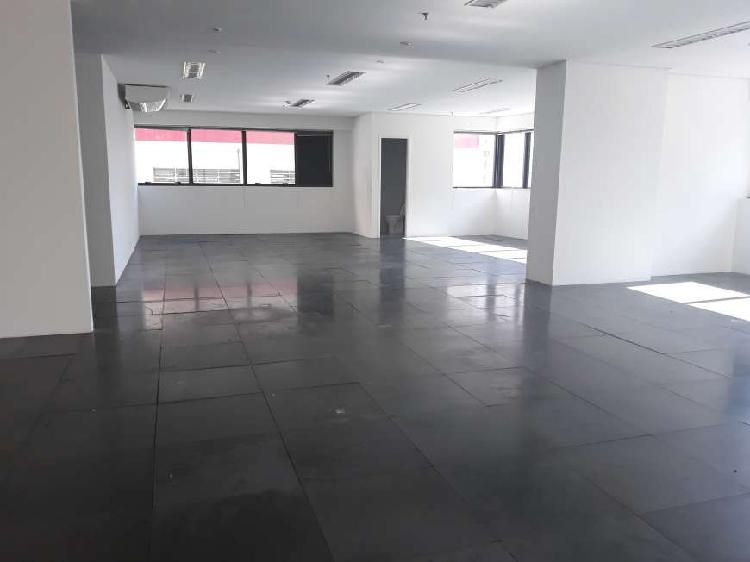 Sala Comercial para Alugar, 261 m² por R$ 13.000/Mês COD.