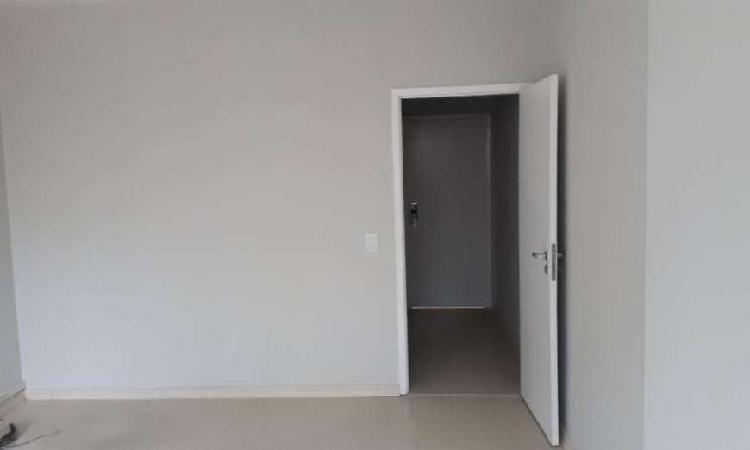 Sala Comercial para Alugar, 32 m² por R$ 1.700/Mês COD.