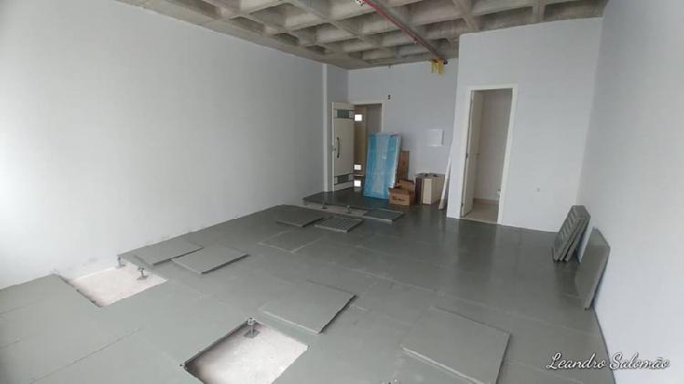 Sala Comercial para Alugar, 38 m² por R$ 1.500/Mês COD. 4