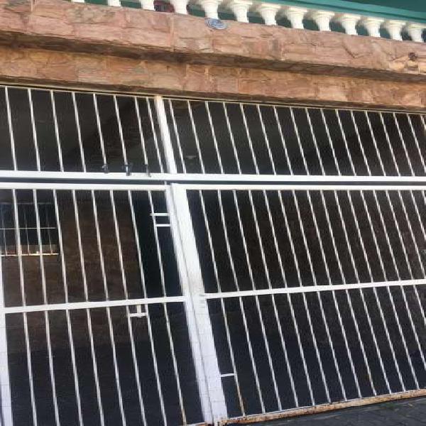 Sobrado com 3 Quartos para Alugar, 120 m² por R$ 1.505/Mês