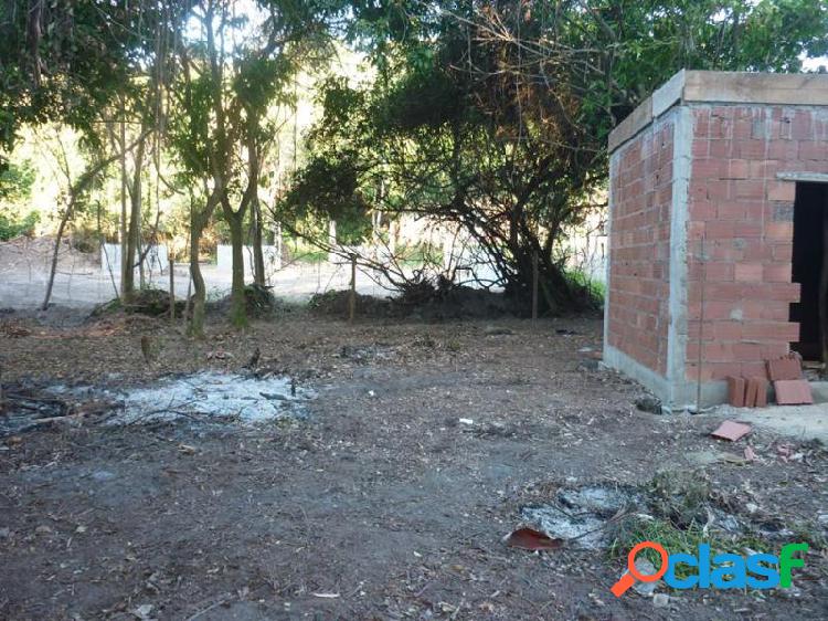 Terreno com 300 m2 em Maricá - Araçatiba por 70 mil à