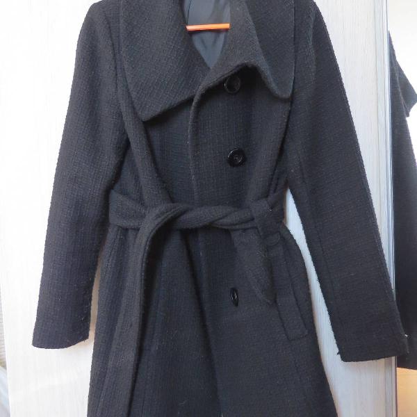 casaco preto lindíssimo e quentinho para os dias frios!