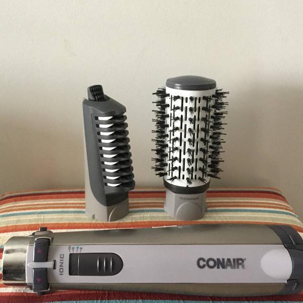 escova rotating air brush titanium conair