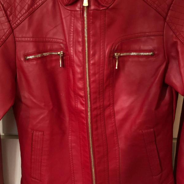 jaqueta mara vermelha