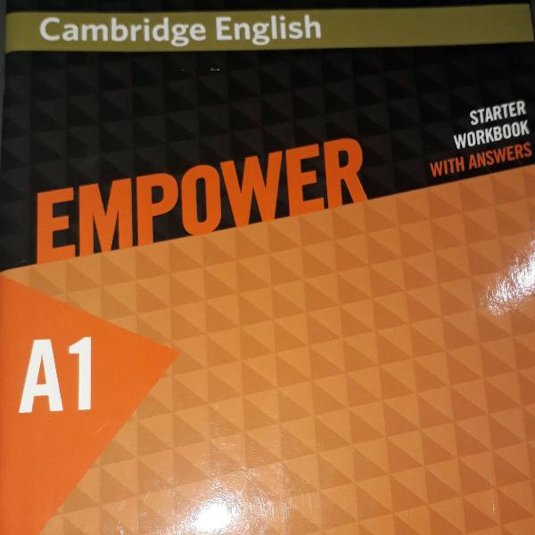 2 livros- Inglês/Empower