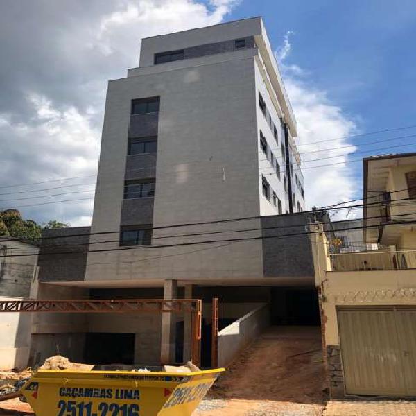 Apartamento com 2 Quartos à Venda, 105 m² por R$ 1.090.000