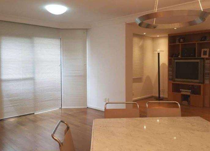 Apartamento com 2 Quartos à Venda, 115 m² por R$ 1.000.000