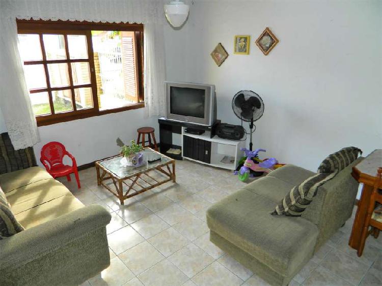 Apartamento com 2 Quartos à Venda, 115 m² por R$ 220.000