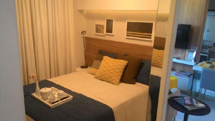 Apartamento com 2 Quartos à Venda, 40 m² por R$ 169.000