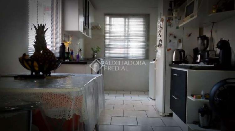Apartamento com 2 Quartos à Venda, 43 m² por R$ 127.000