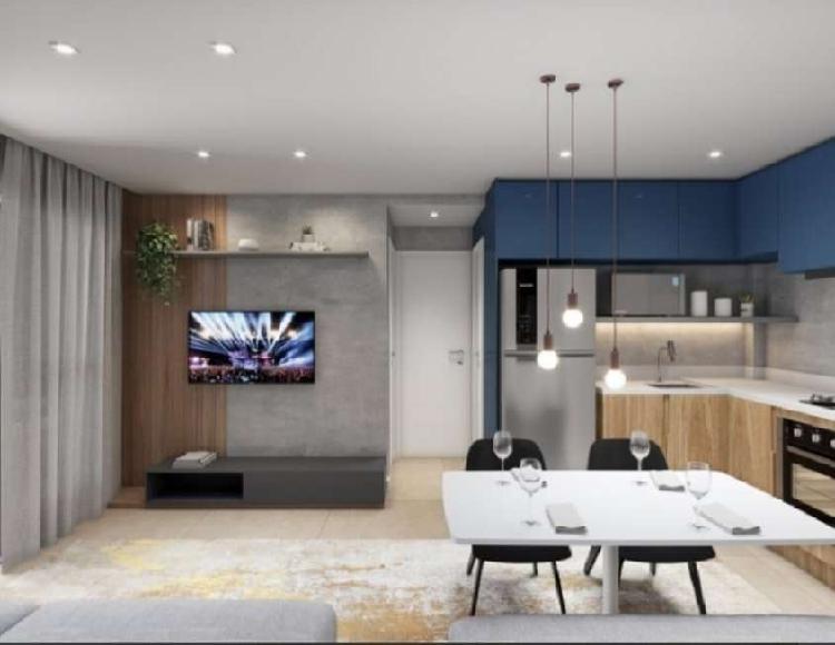 Apartamento com 2 Quartos à Venda, 47 m² por R$ 379.000