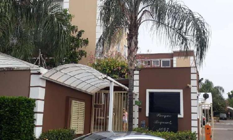 Apartamento com 2 Quartos à Venda, 48 m² por R$ 170.000