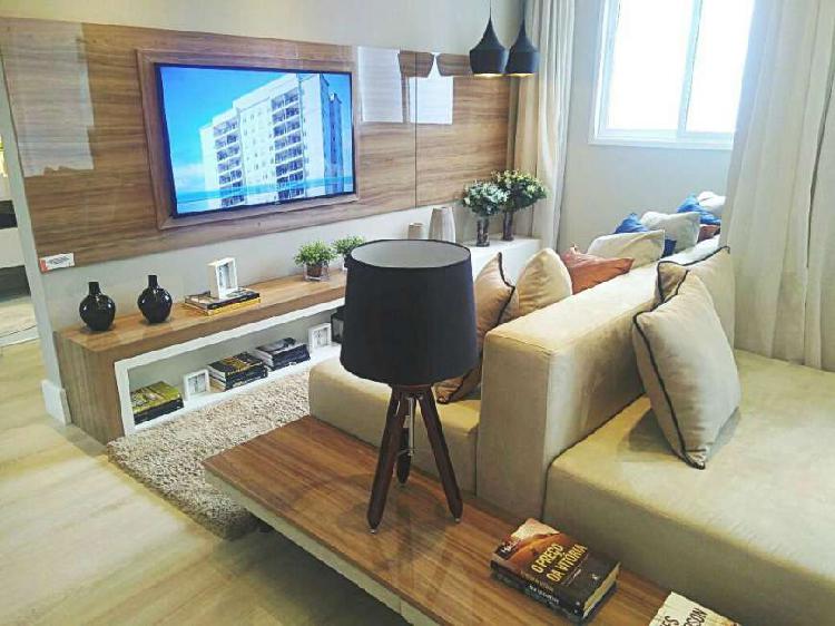 Apartamento com 2 Quartos à Venda, 49 m² por R$ 307.770