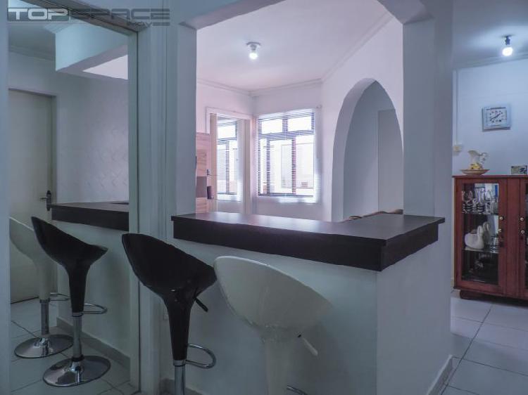 Apartamento com 2 Quartos à Venda, 54 m² por R$ 159.000