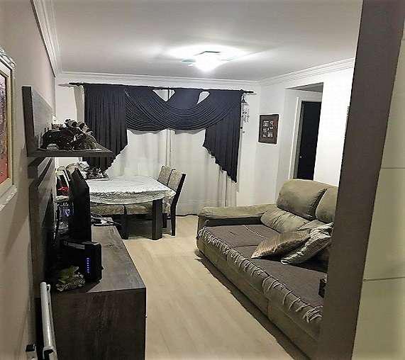 Apartamento com 2 Quartos à Venda, 54 m² por R$ 210.000