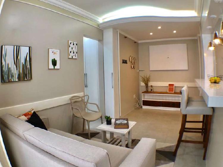 Apartamento com 2 Quartos à Venda, 58 m² por R$ 279.000