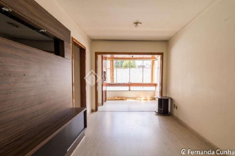 Apartamento com 2 Quartos à Venda, 68 m² por R$ 264.000