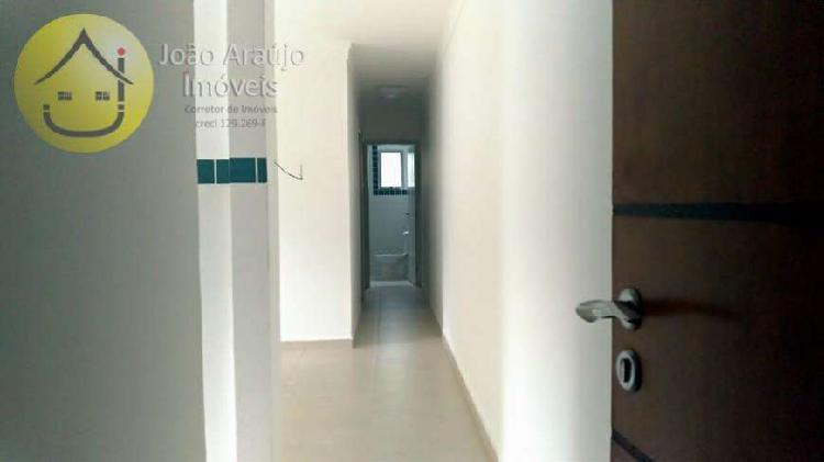 Apartamento com 2 Quartos à Venda, 70 m² por R$ 194.000