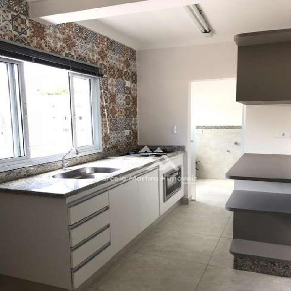 Apartamento com 2 Quartos à Venda, 72 m² por R$ 280.000