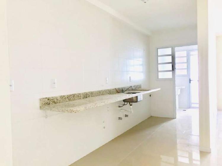 Apartamento com 3 Quartos à Venda, 106 m² por R$ 609.000