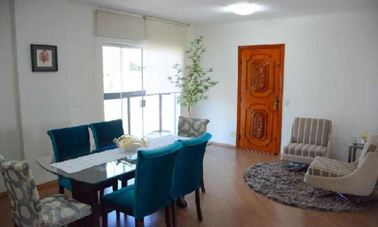 Apartamento com 3 Quartos à Venda, 110 m² por R$ 439.000