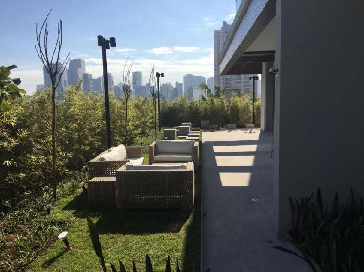 Apartamento com 3 Quartos à Venda, 130 m² por R$ 1.400.000