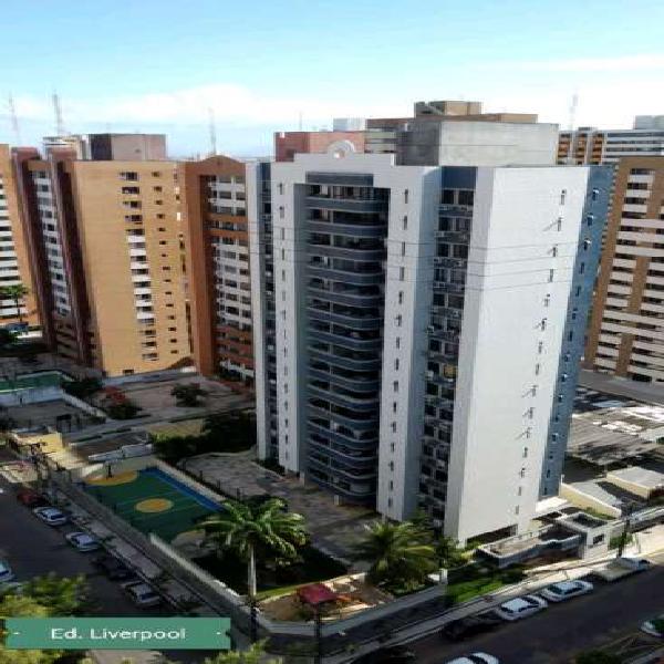 Apartamento com 3 Quartos à Venda, 154 m² por R$ 580.000