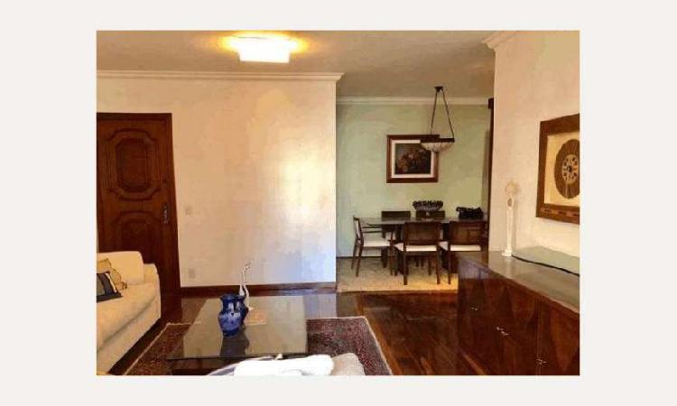 Apartamento com 3 Quartos à Venda, 170 m² por R$ 1.050.000