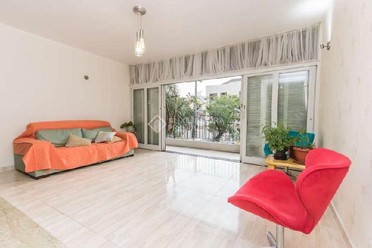 Apartamento com 3 Quartos à Venda, 221 m² por R$ 799.000