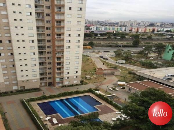 Apartamento com 3 Quartos à Venda, 56 m² por R$ 295.000