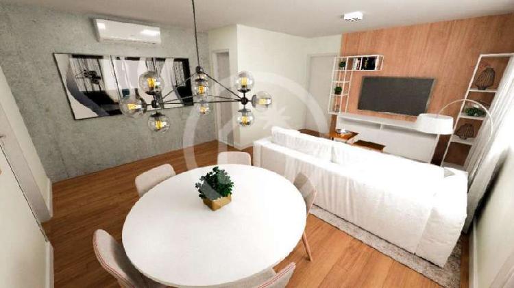 Apartamento com 3 Quartos à Venda, 96 m² por R$ 1.140.000