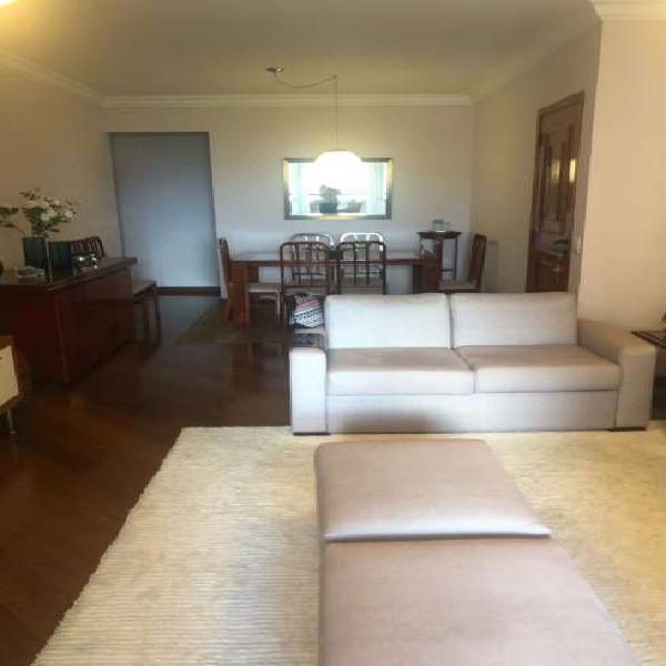 Apartamento com 4 Quartos à Venda, 153 m² por R$ 1.100.000