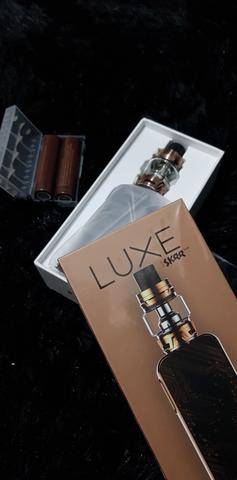 C. eletrônico LUXE