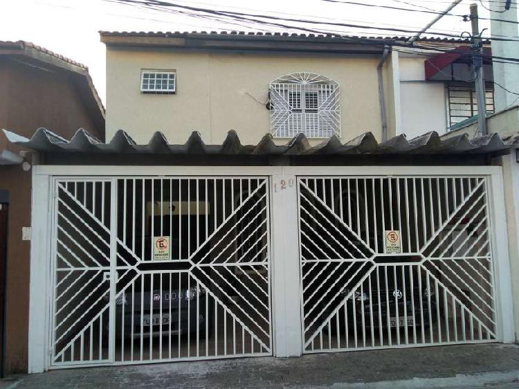 Casa com 2 Quartos à Venda, 150 m² por R$ 600.000 COD.