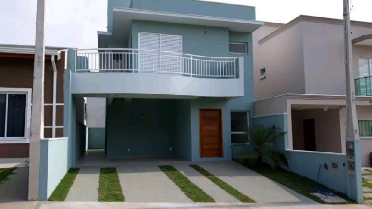 Casa com 3 Quartos à Venda, 154 m² por R$ 640.000 COD.
