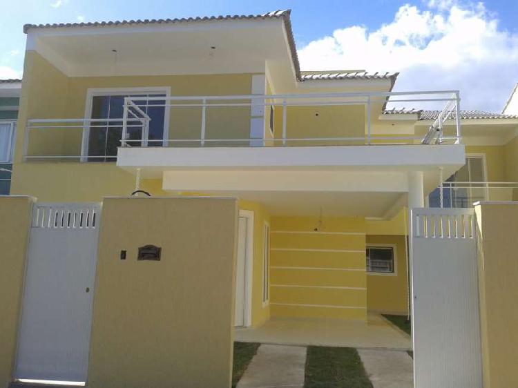 Casa com 4 Quartos à Venda, 200 m² por R$ 710.000 COD.
