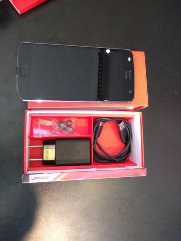 Celular Motorola Moto Z2 Play com caixa sem marcas de uso