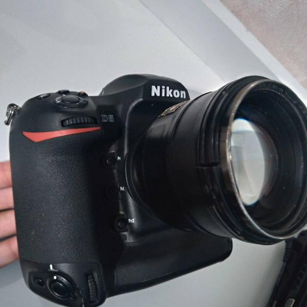 Câmera Nikon D5