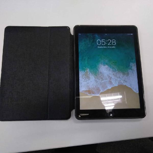 IPad Air 32 Gb - Cinza Espacial + Carregador + Caixinha