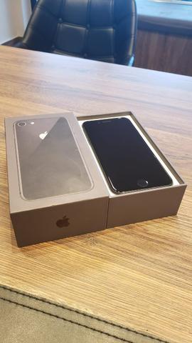 IPhone 8 64GB space gray, dias de uso + 11 meses de garantia