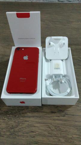 IPhone 8 red